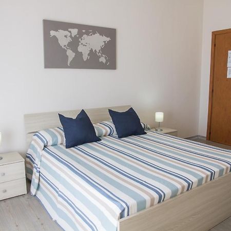 Bluriva Hotel Ciro Marina Exterior photo