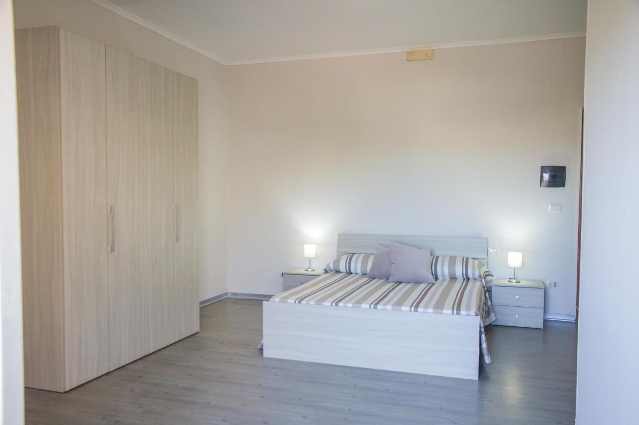 Bluriva Hotel Ciro Marina Exterior photo